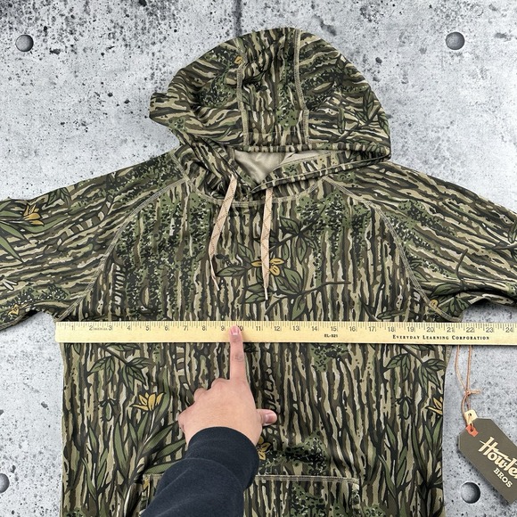 New NWT Howler Bros Loggerhead Hoodie Mens Medium Swamp Country Camo Pocket - Picture 8 of 11